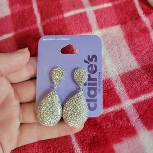NEW Claire's earrings